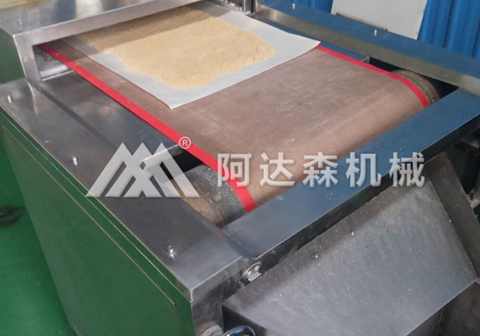 微波干燥機的特點優(yōu)勢：節(jié)能效率高、工藝先進